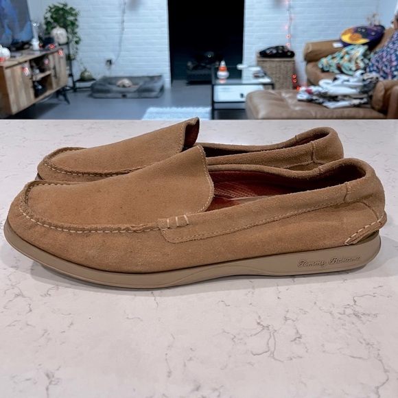 TOMMY BAHAMA Suede Tan Leather Slip On Loafer Size 11.5 - Picture 2 of 13